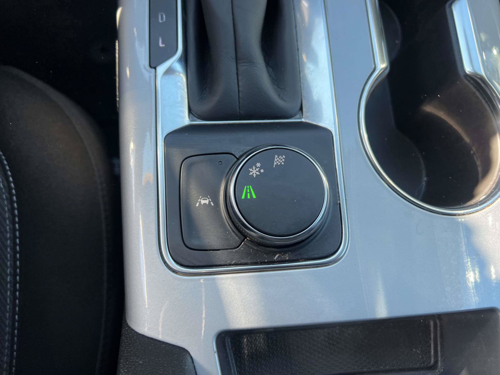Used 2025 Chevrolet Blazer LT w/ Convenience Package FWD image 19