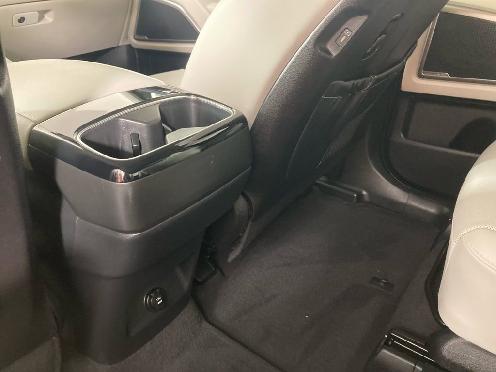 Used 2023 Kia Telluride S image 14