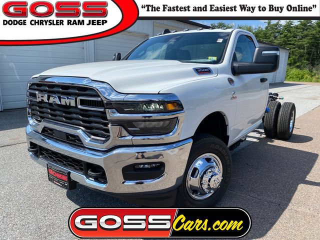 New 2026 RAM 3500 Tradesman w/ Chrome Appearance Group A AWD/4WD 360° Tour