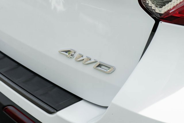 Used 2022 Ford Explorer XLT w/ Equipment Group 202A image 14