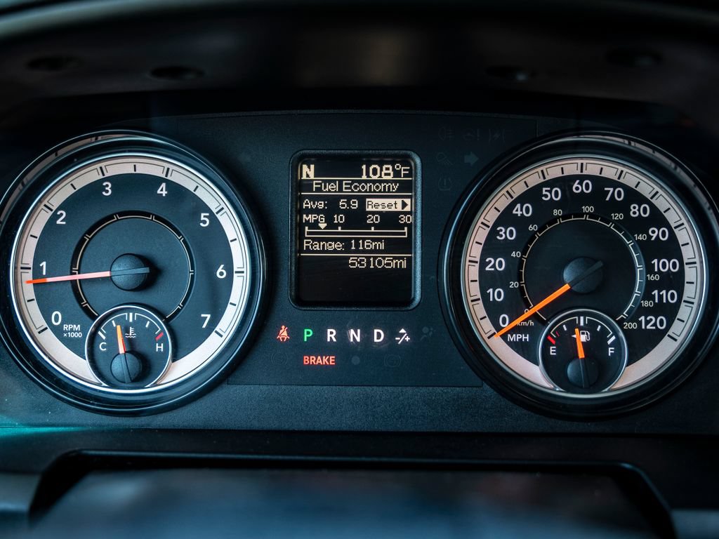Used 2021 RAM 1500 Classic SLT AWD/4WD image 18