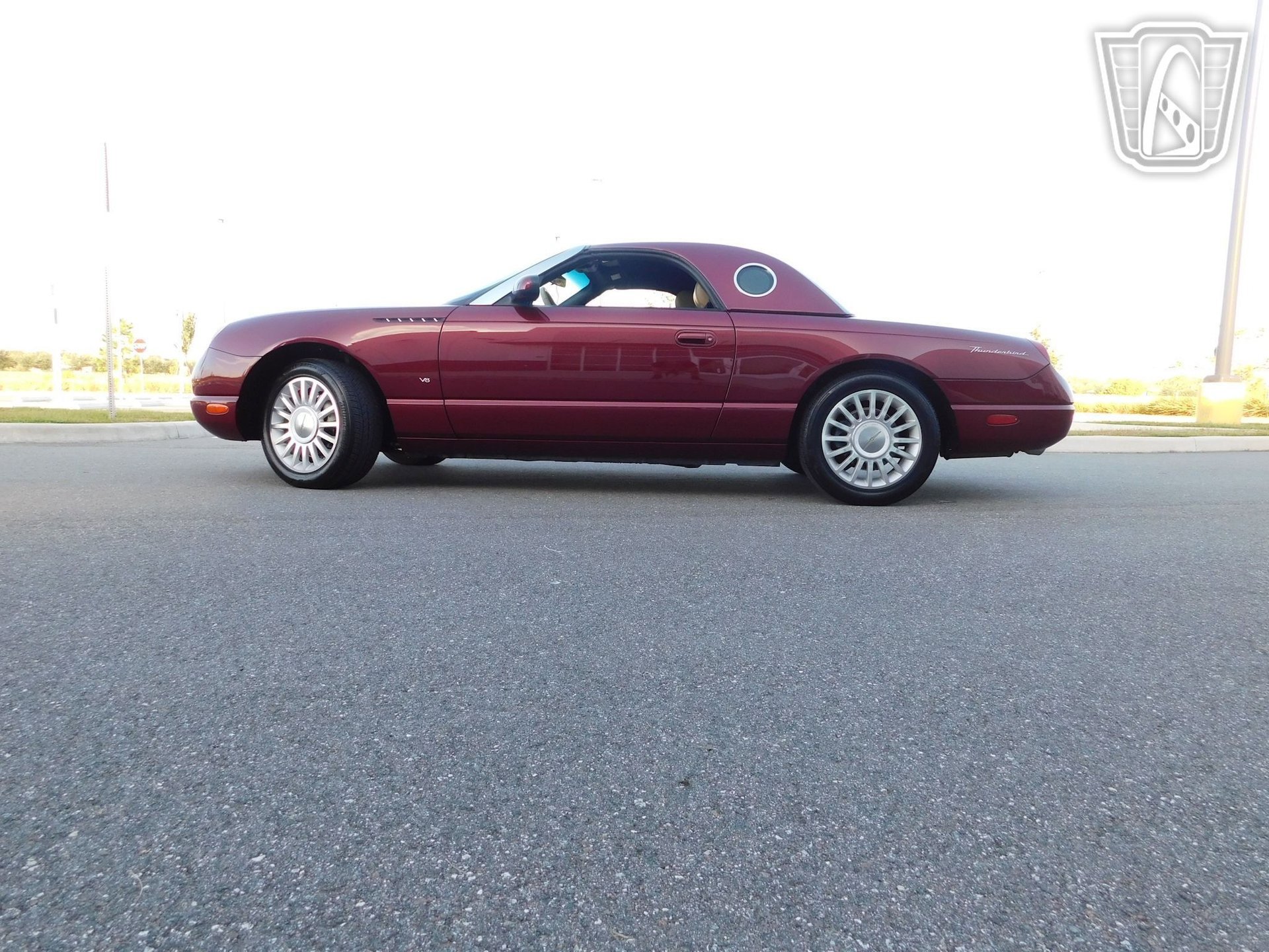 Used 2004 Ford Thunderbird RWD image 21