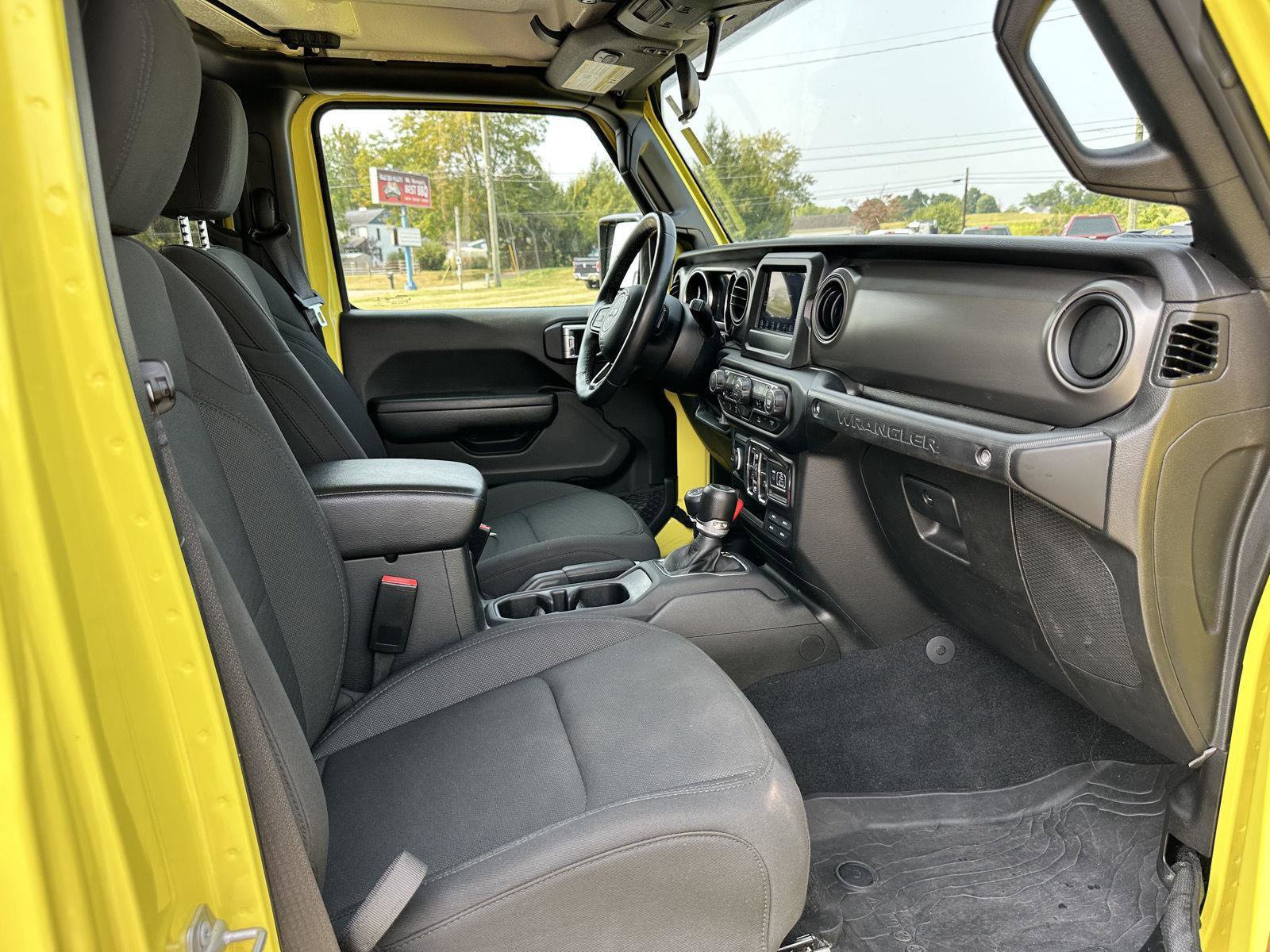 Used 2022 Jeep Wrangler Unlimited Sport image 31