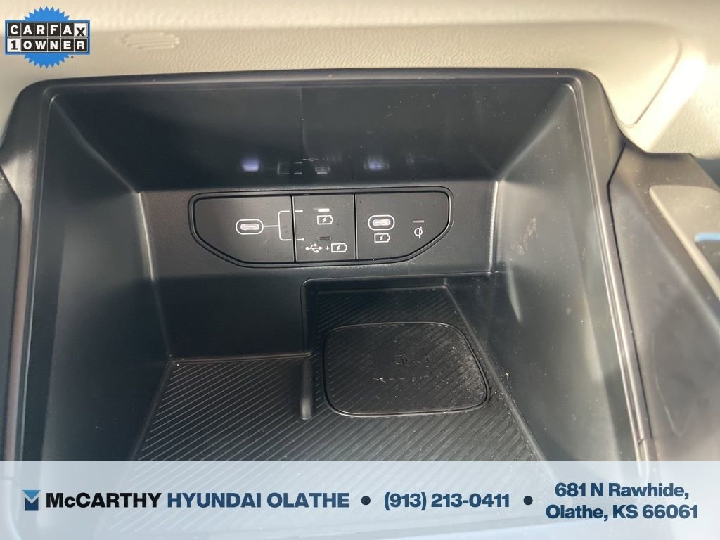 Used 2025 Kia Sorento S image 32