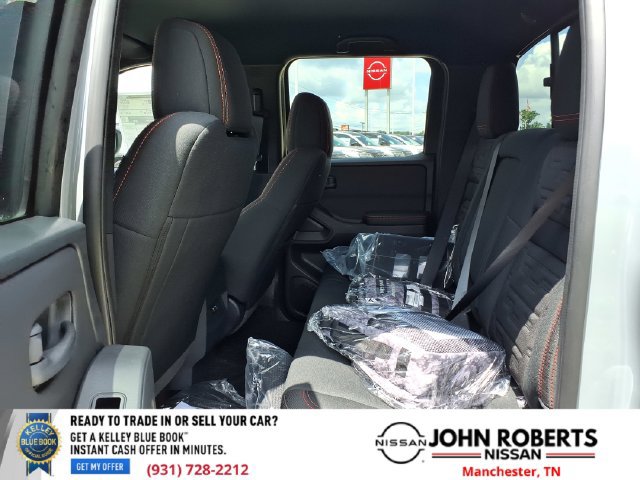 New 2026 Nissan Frontier PRO-4X w/ Tow Package AWD/4WD image 9
