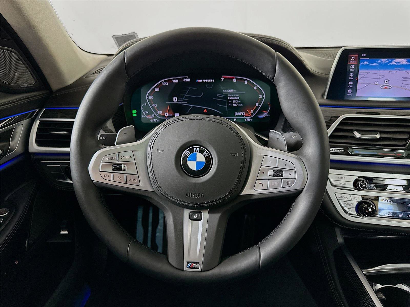 Used 2021 BMW M760i xDrive image 11