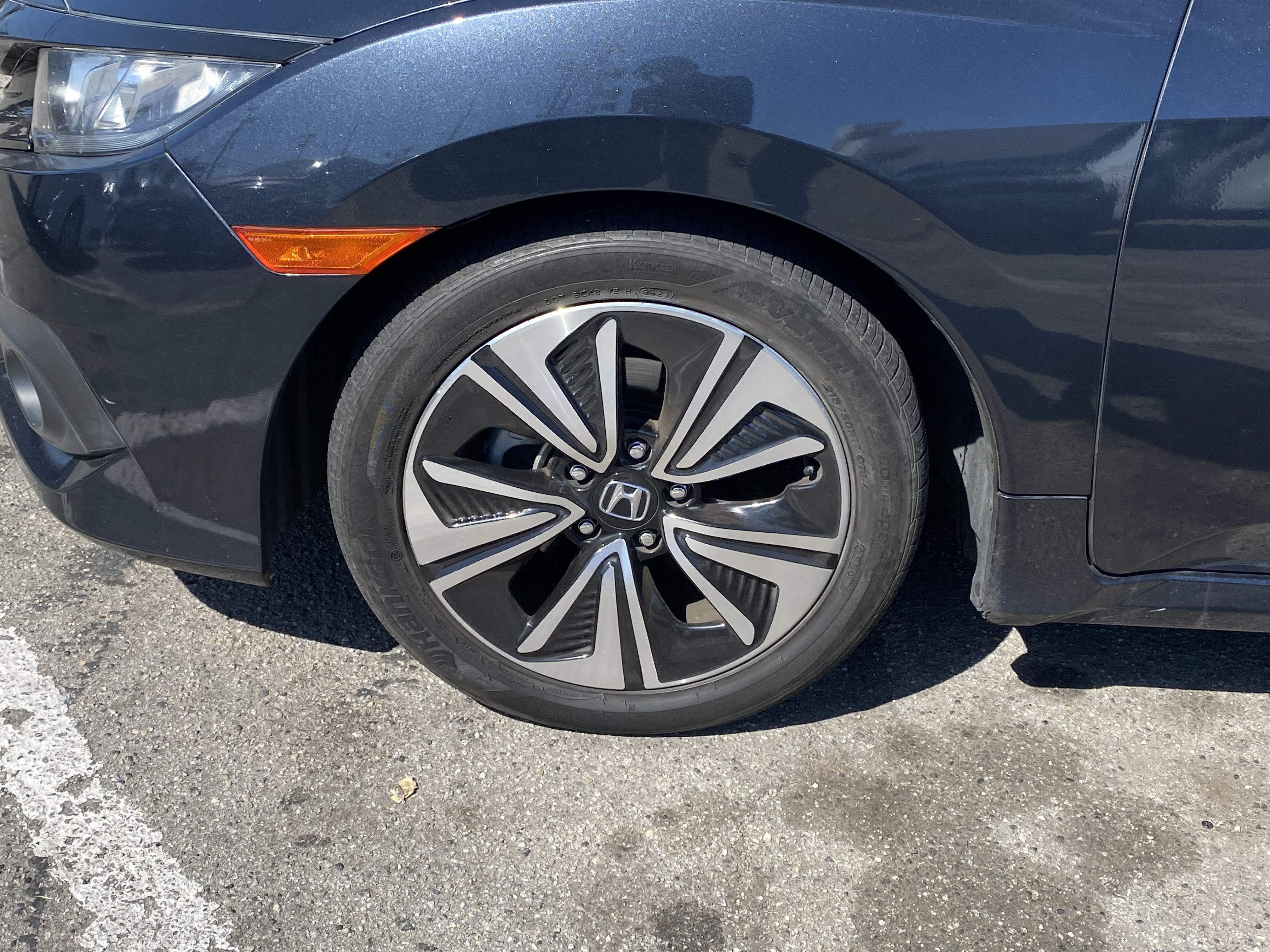 Used 2017 Honda Civic EX-L image 24