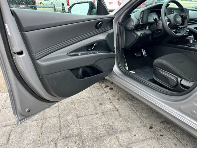 New 2026 Hyundai Elantra SEL Sport Premium FWD image 15