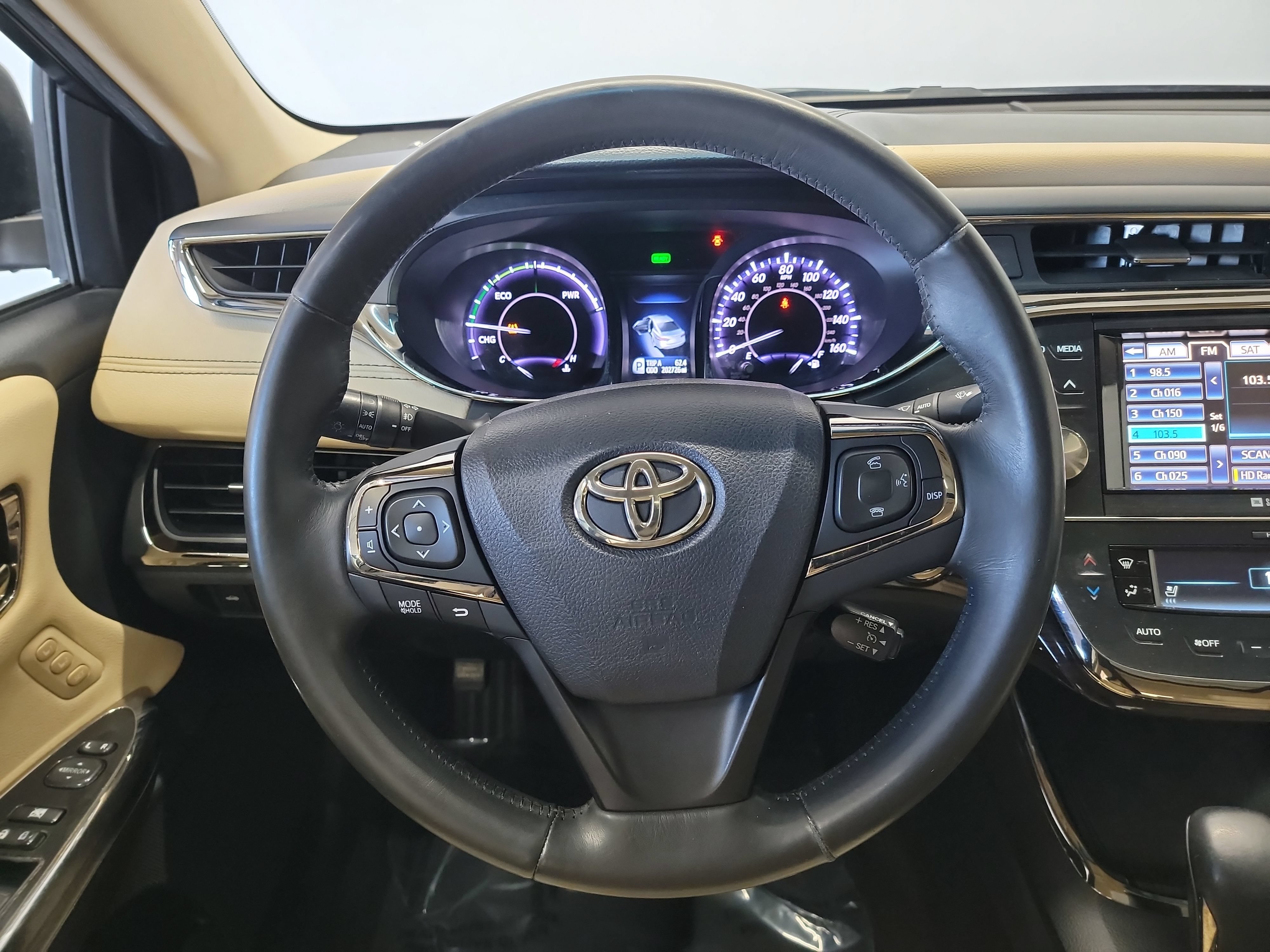 Used 2014 Toyota Avalon Limited FWD image 17