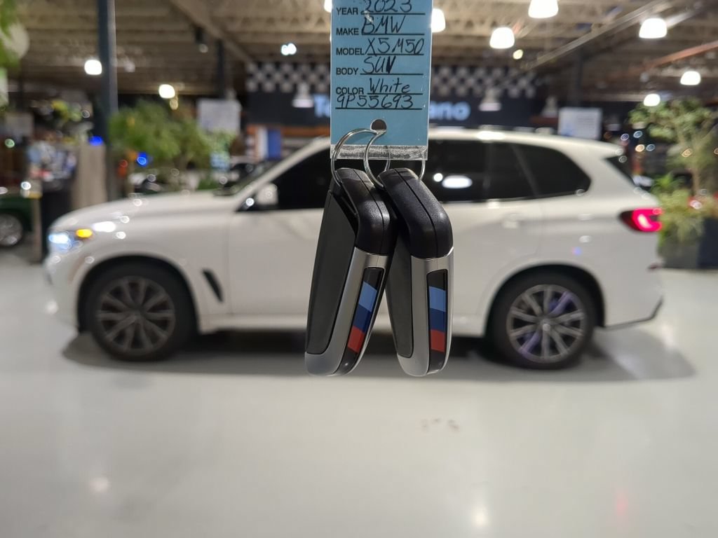 Certified 2023 BMW X5 M50i w/ Executive Package AWD/4WD image 4