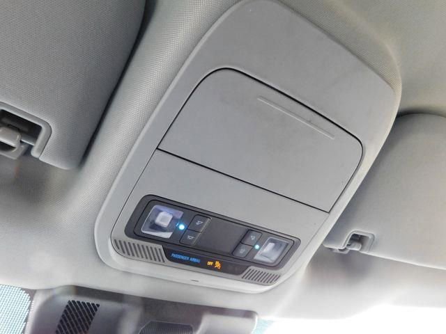 Used 2023 Ford F150 Lightning XLT image 30