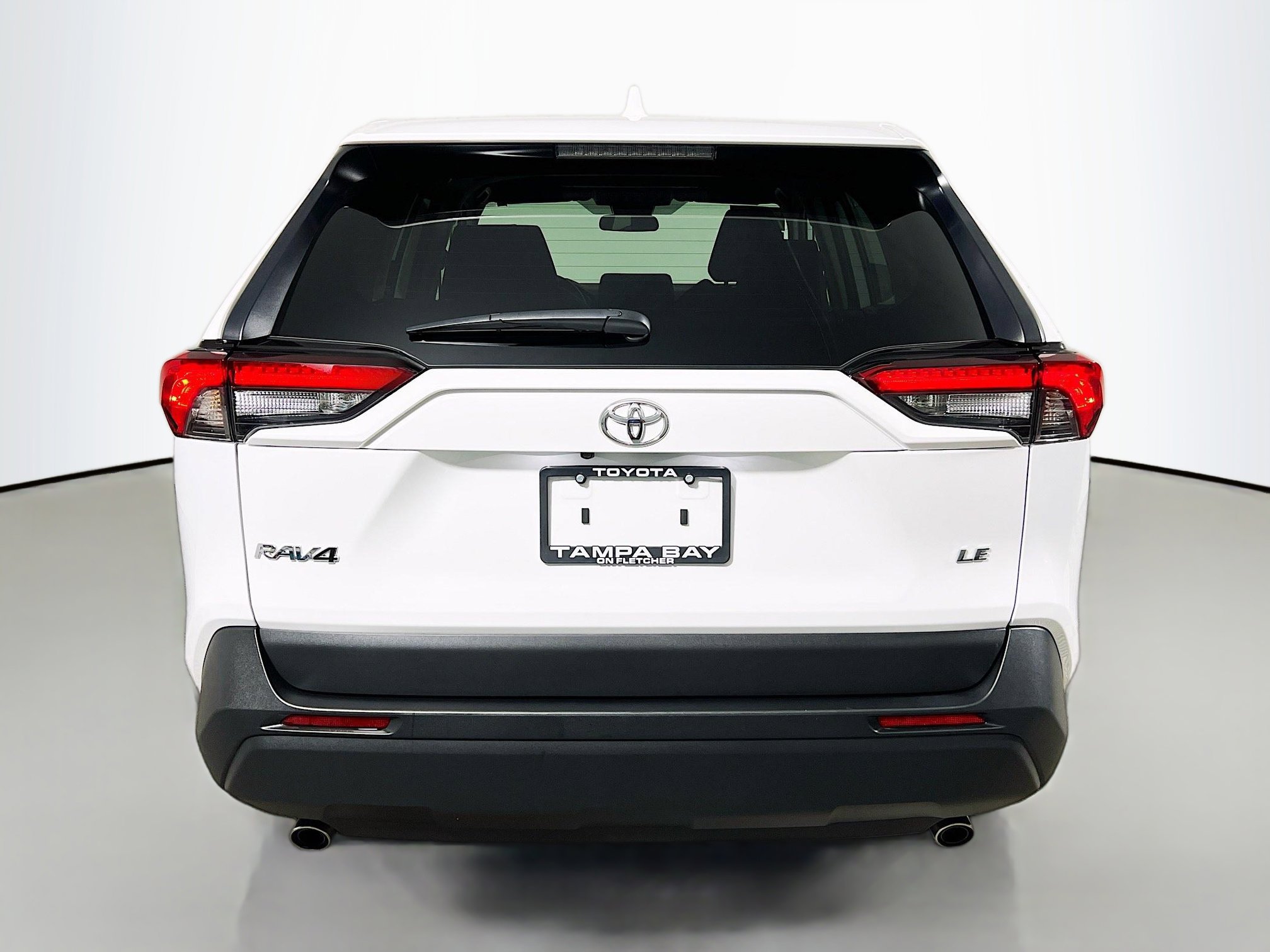 Used 2025 Toyota RAV4 LE image 6