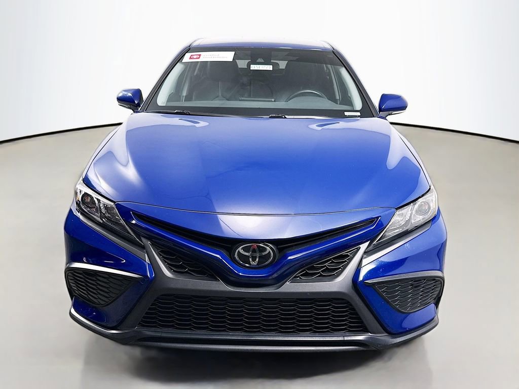 Used 2024 Toyota Camry SE image 2