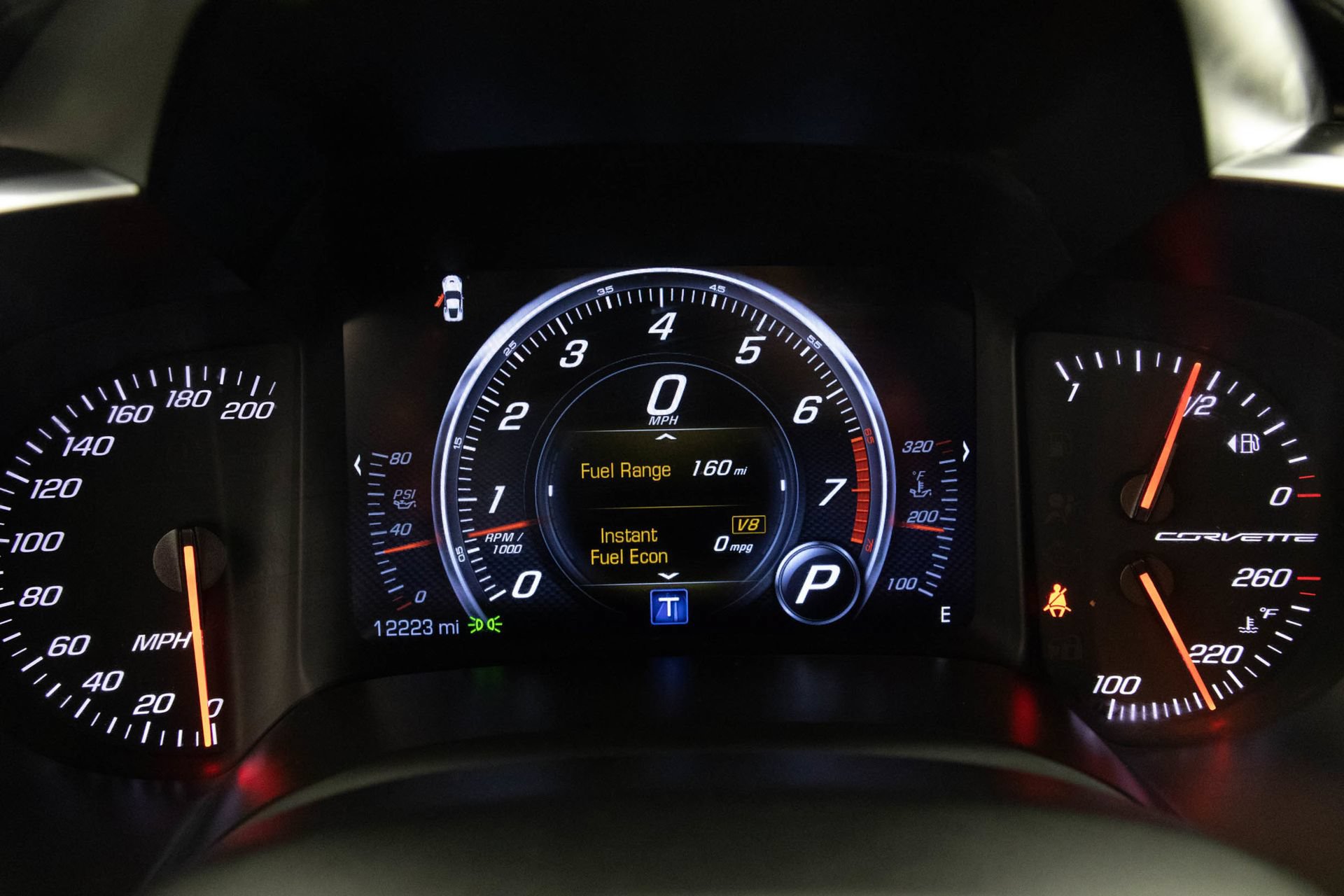 Used 2019 Chevrolet Corvette Stingray Coupe w/ Battery Protection Package RWD image 25