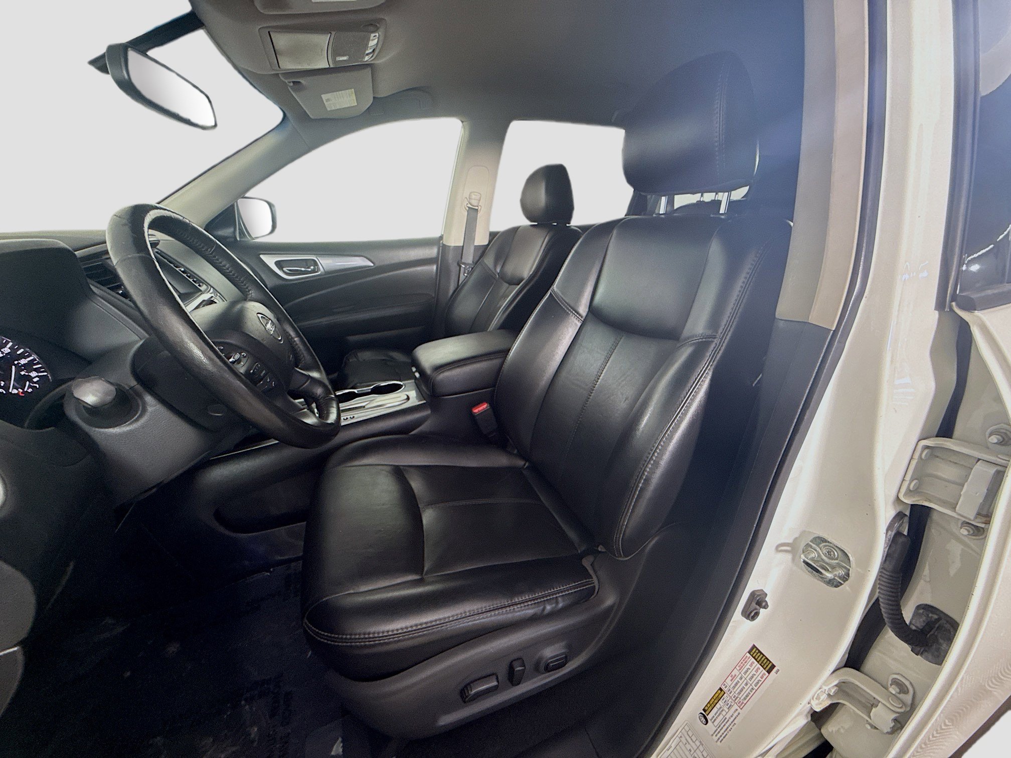Used 2019 Nissan Pathfinder SL FWD image 22