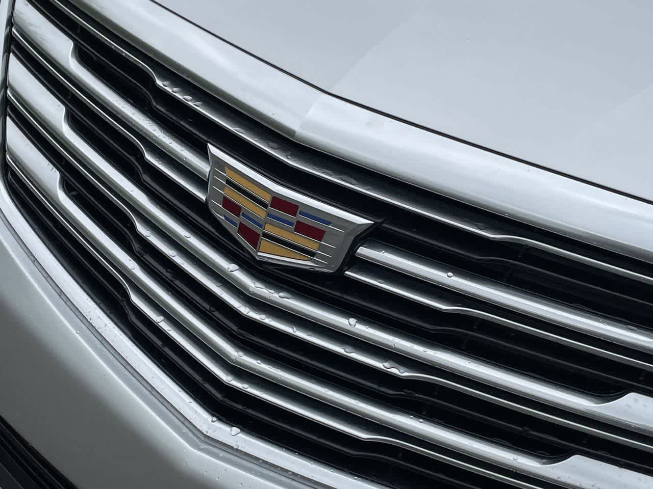 Used 2018 Cadillac XT5 AWD w/ LPO, Wheel Lock Package image 34