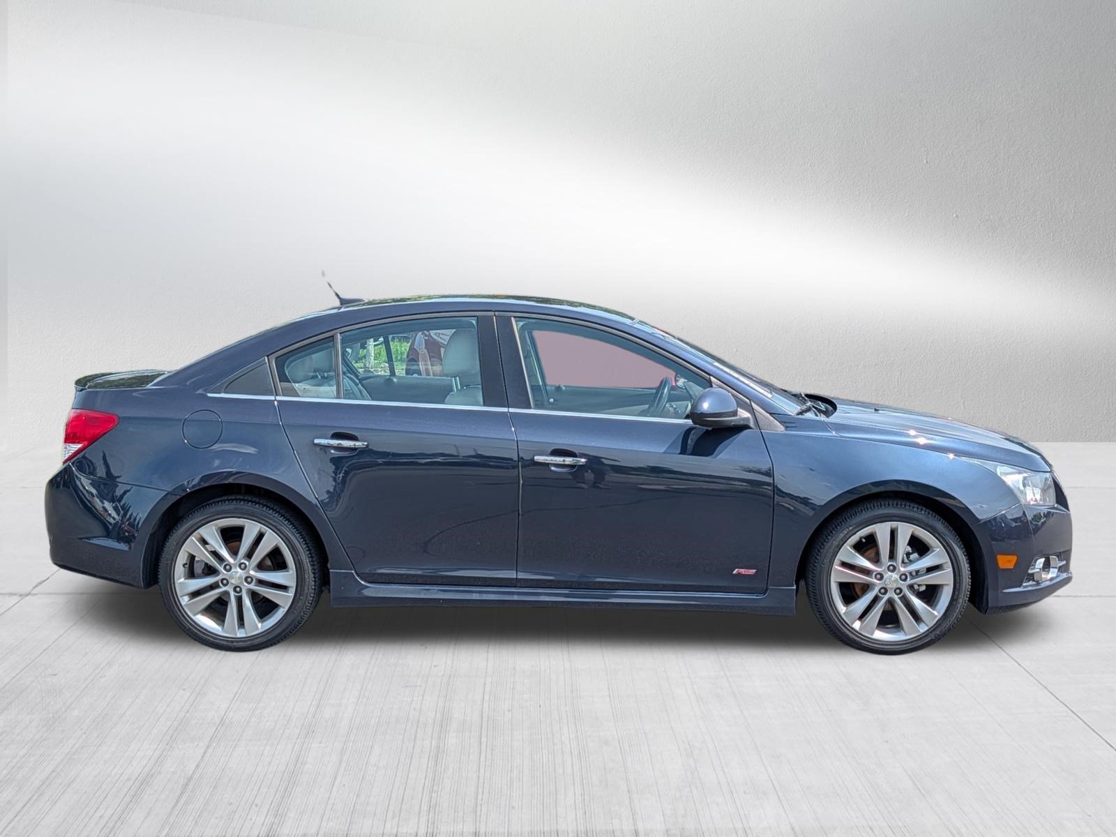 Used 2014 Chevrolet Cruze LTZ w/ RS Package FWD image 8