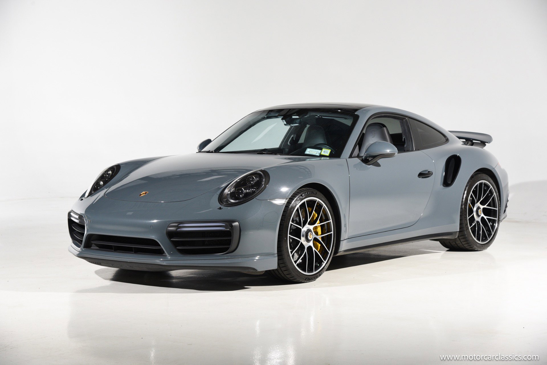 Used 2018 Porsche 911 Turbo S AWD/4WD image 3