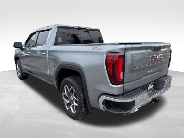 Used 2023 GMC Sierra 1500 SLT w/ SLT Premium Package AWD/4WD image 5