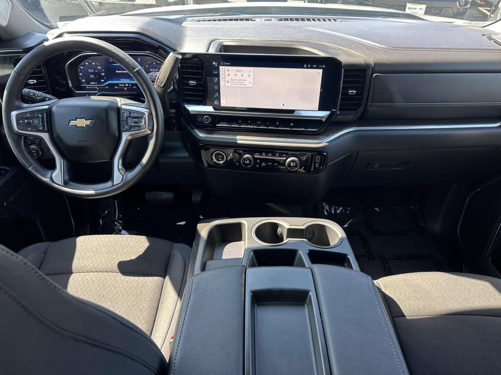 Used 2024 Chevrolet Silverado 1500 LT AWD/4WD image 9