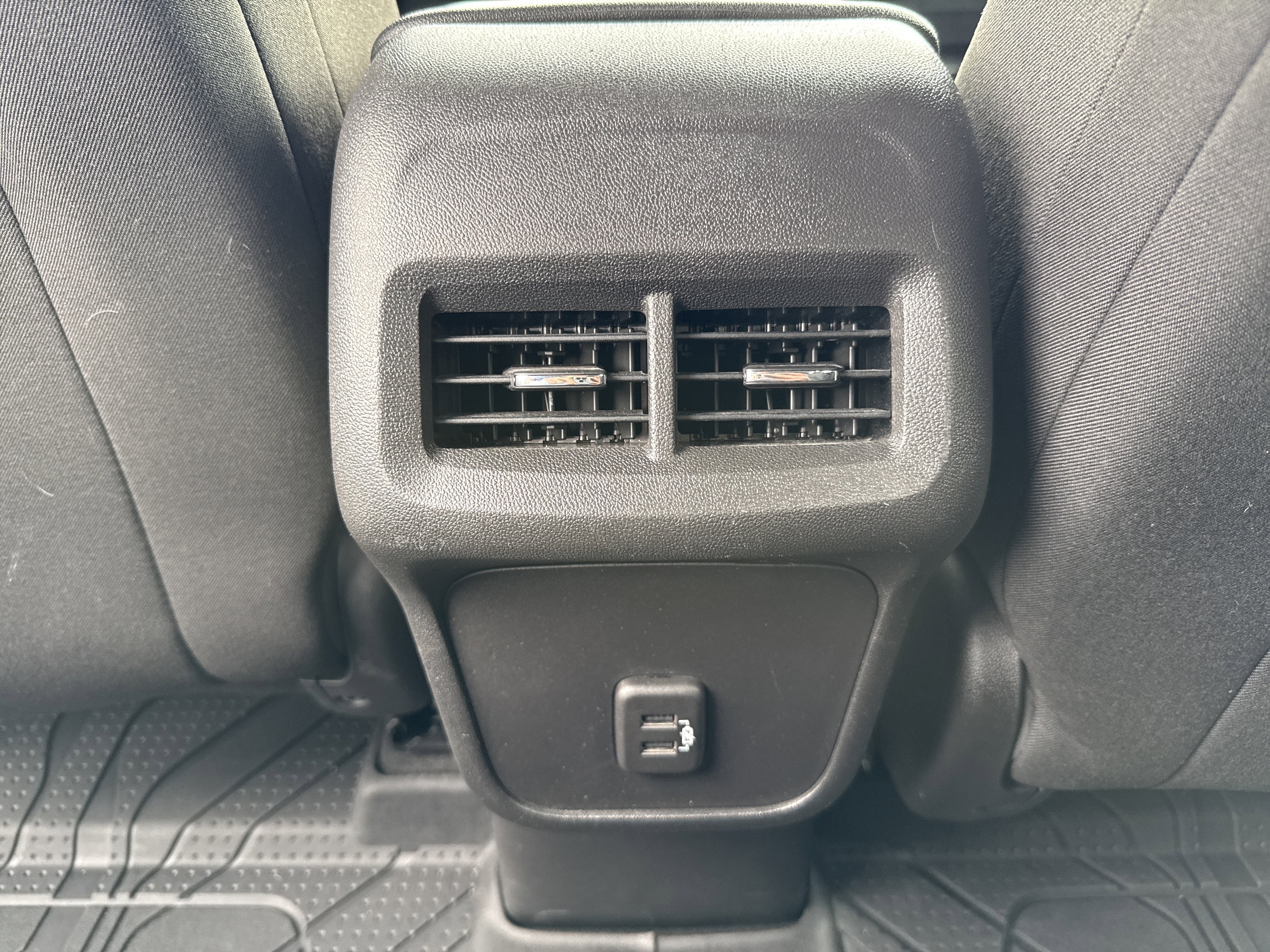 Used 2023 Chevrolet Equinox LT w/ LPO, Floor Liner Package AWD/4WD image 25