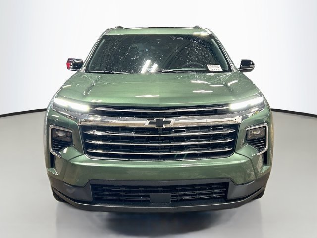 New 2027 Chevrolet Traverse LT w/ Sun and Wheel Package FWD image 30
