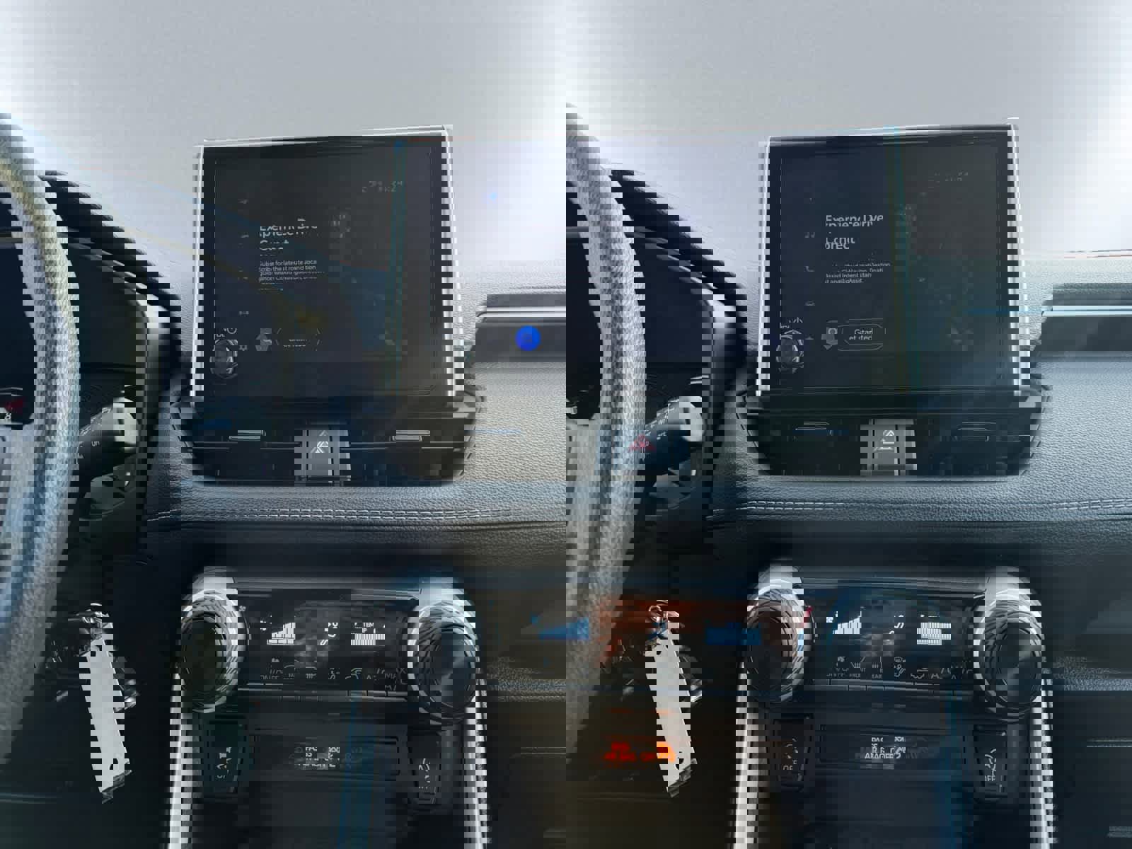 Used 2023 Toyota RAV4 LE image 14