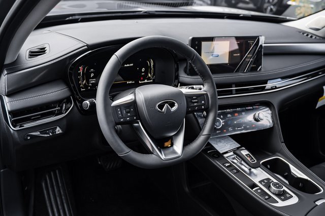 New 2026 INFINITI QX60 Luxe image 18