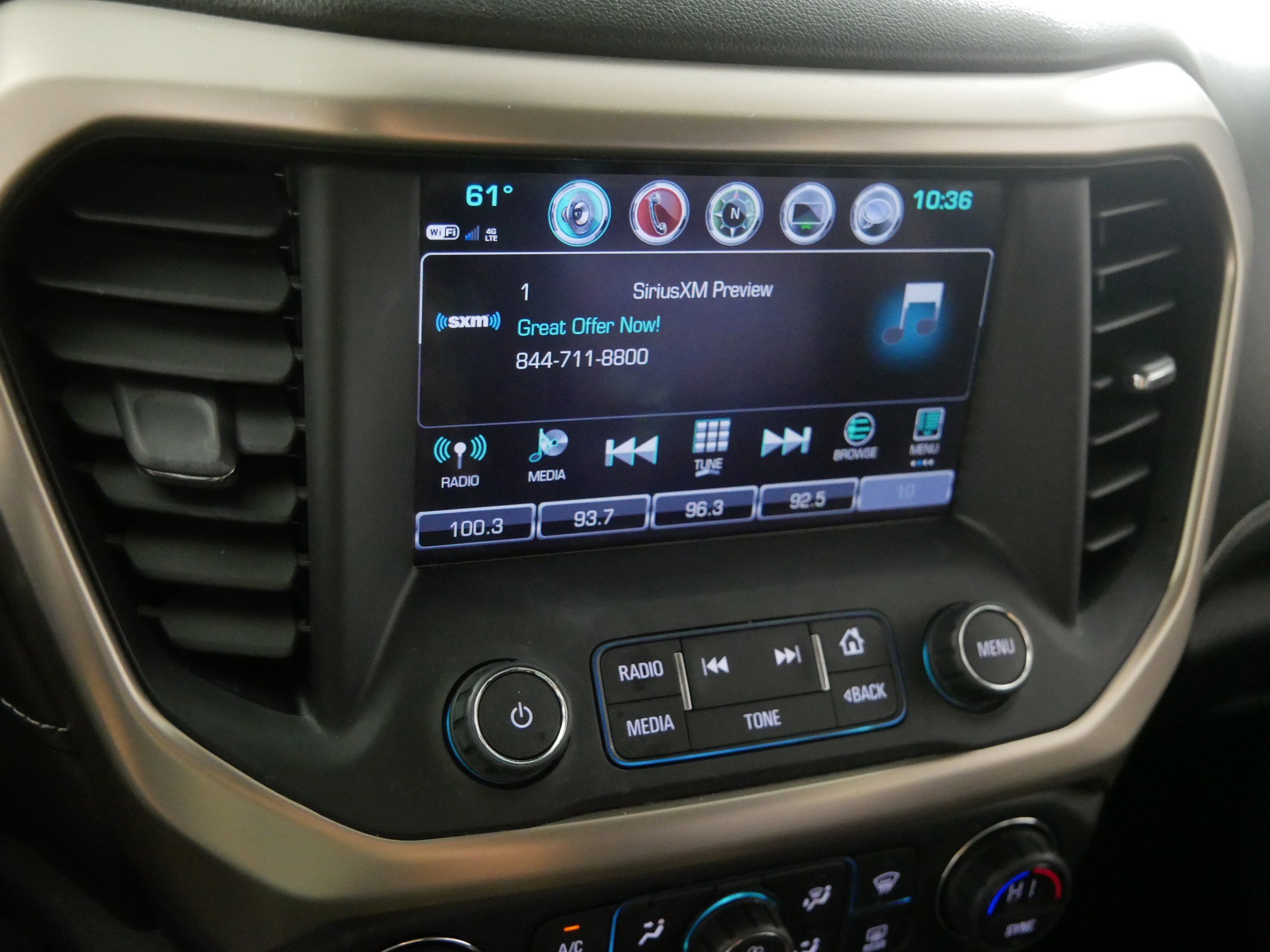 Used 2018 GMC Acadia Denali w/ Technology Package image 22