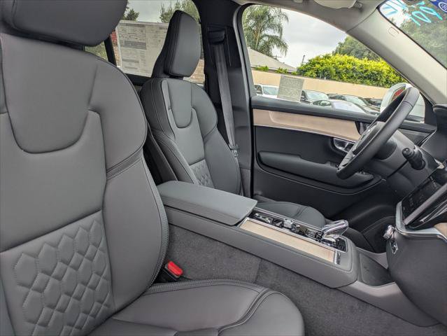 New 2026 Volvo XC90 T8 Plus w/ Protection Package AWD/4WD image 14