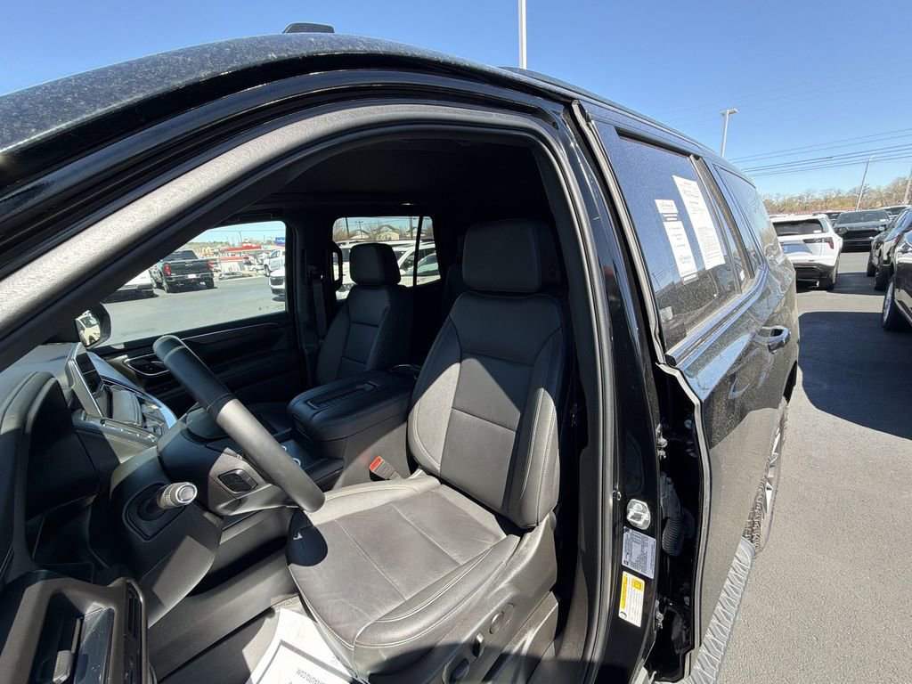 Used 2024 Chevrolet Tahoe Z71 AWD/4WD image 17