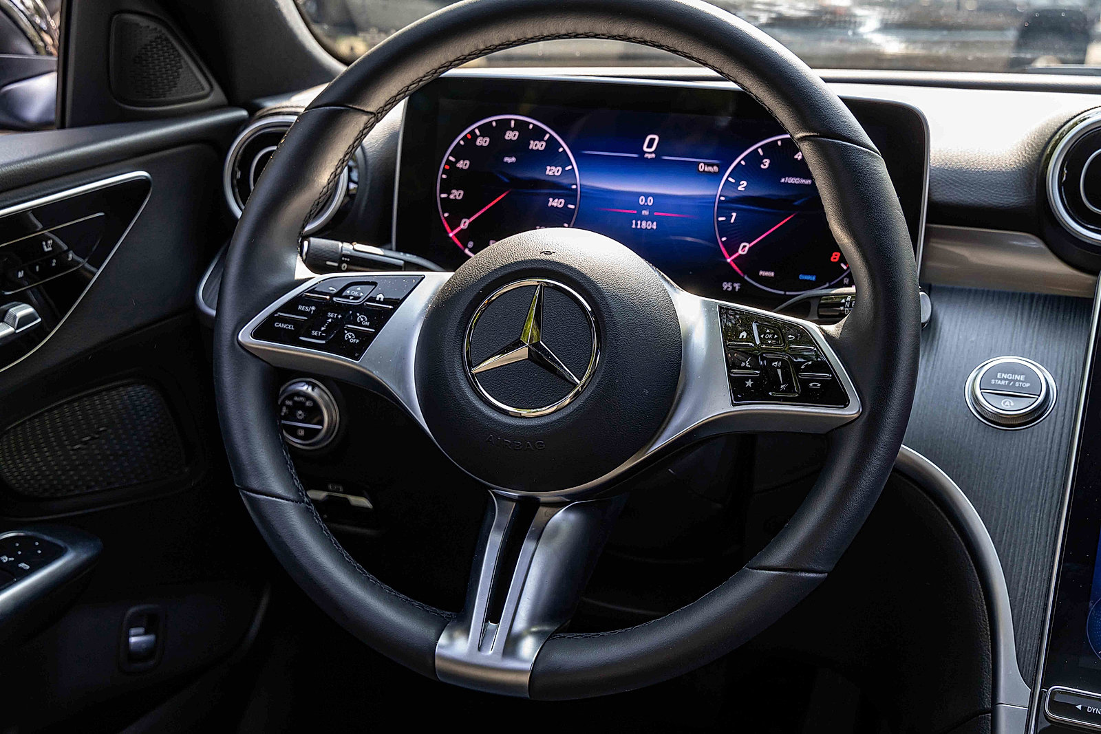 Used 2025 Mercedes-Benz C 300 4MATIC Sedan image 12