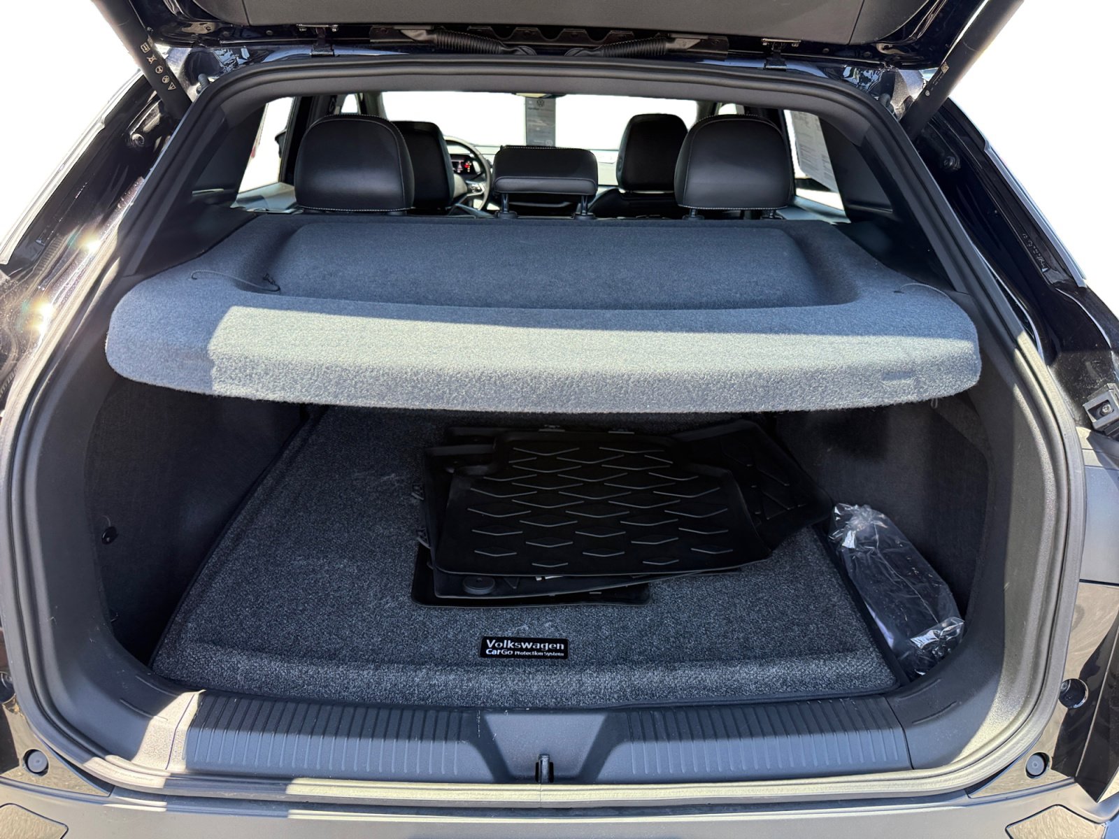 Certified 2023 Volkswagen ID.4 Pro S Plus AWD/4WD image 17