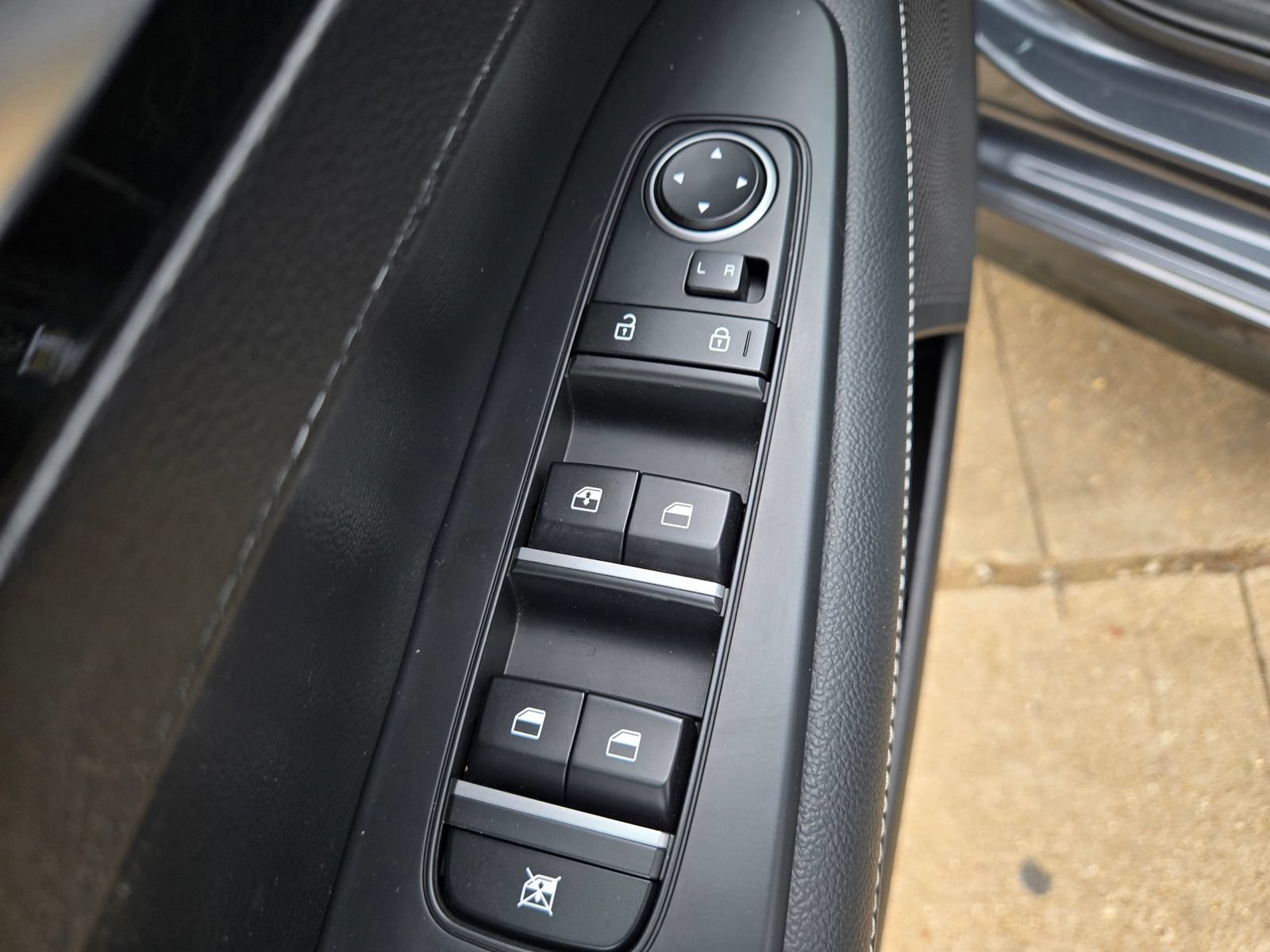 Used 2024 Kia Forte GT-Line FWD image 30