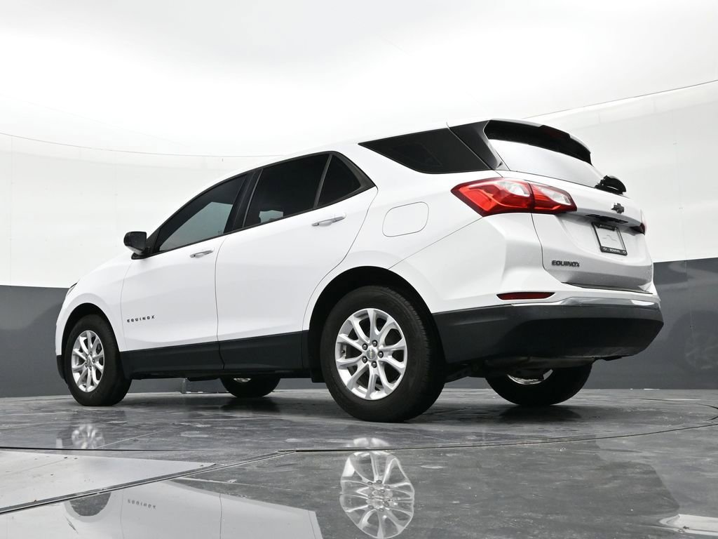 Used 2018 Chevrolet Equinox LS image 22