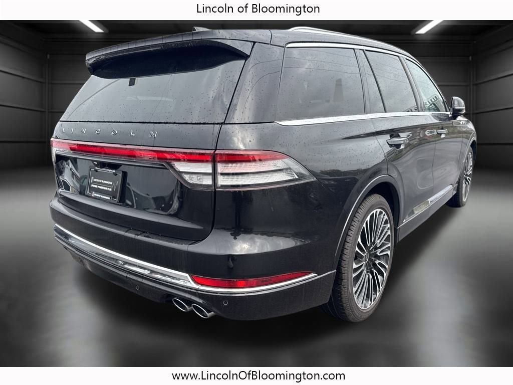 New 2025 Lincoln Aviator Black Label image 6