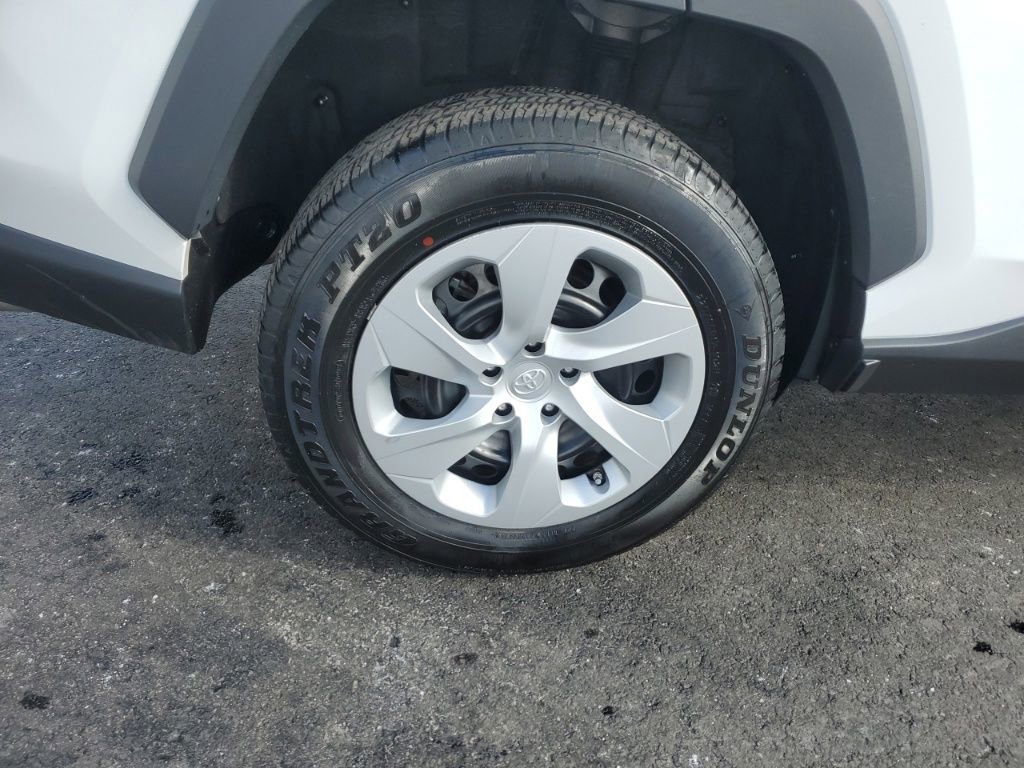 Used 2024 Toyota RAV4 LE image 11