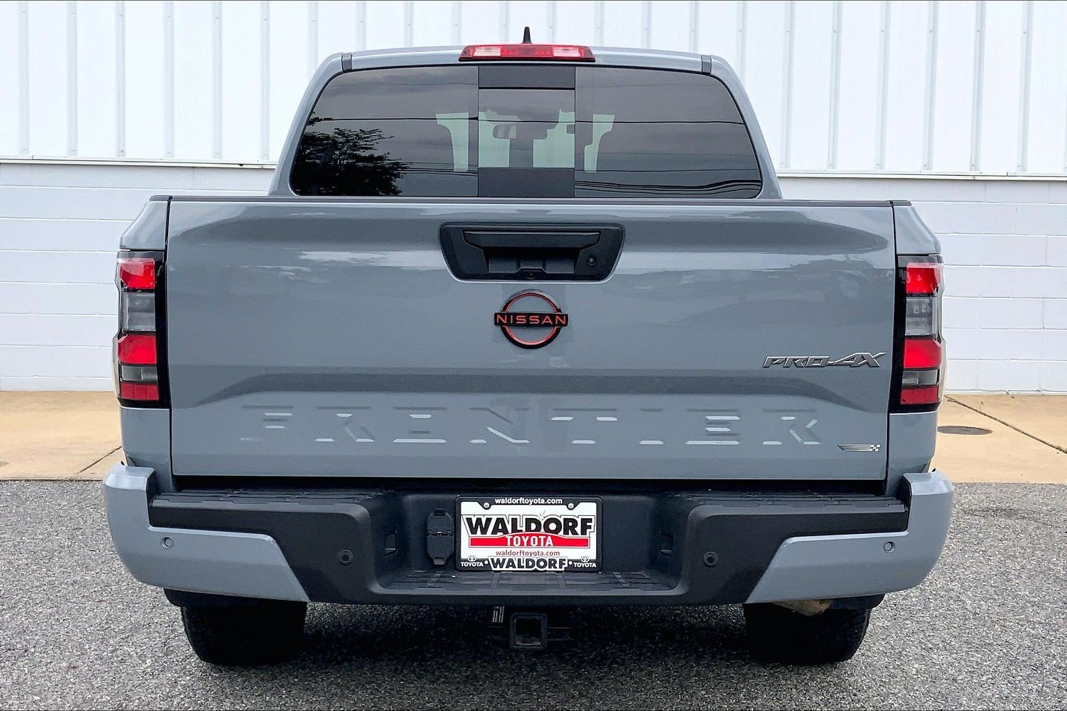Used 2023 Nissan Frontier PRO-4X w/ Pro Convenience Package AWD/4WD image 5