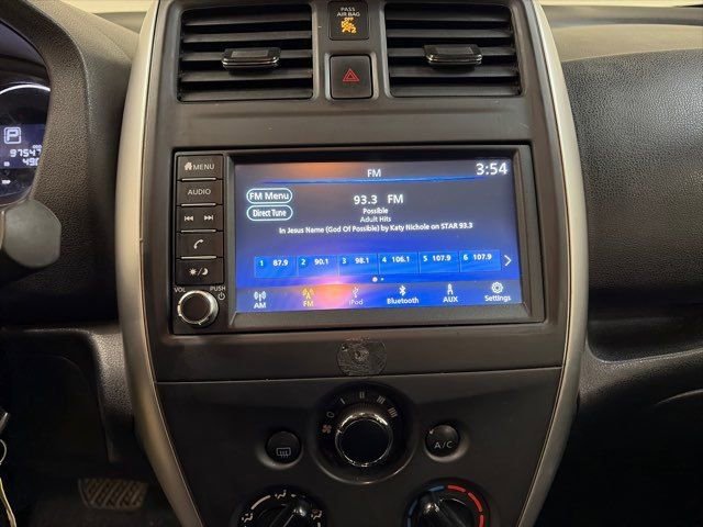 Used 2019 Nissan Versa Note SV FWD image 24
