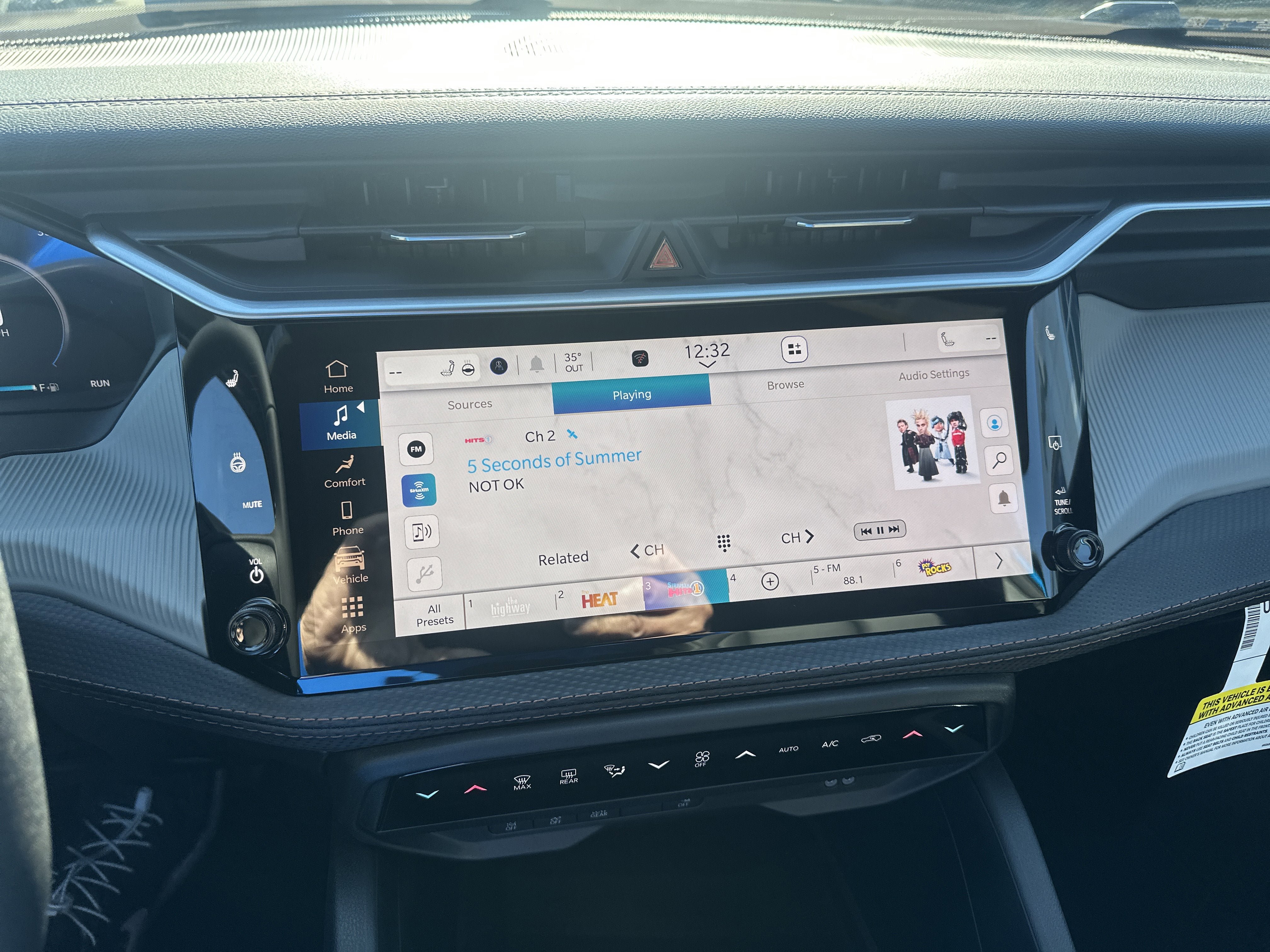 New 2026 Jeep Cherokee Limited AWD/4WD image 35