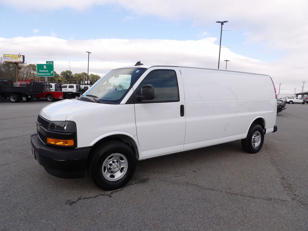 Used 2022 Chevrolet Express 2500 Extended w/ Driver Convenience Package image 3