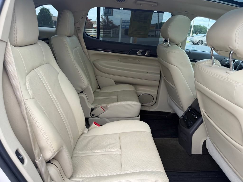 Used 2015 Lincoln MKT AWD w/ Equipment Group 201A image 37