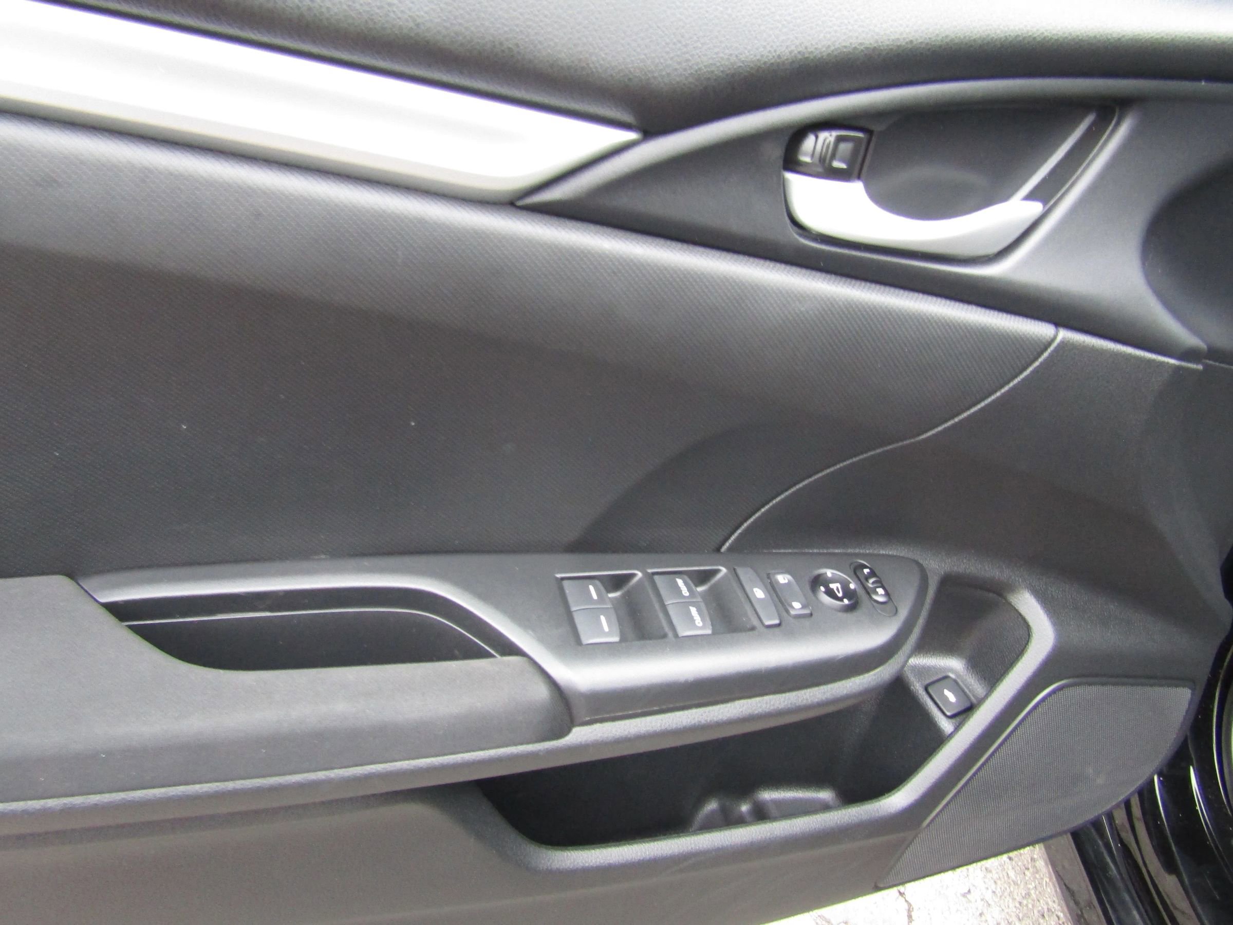 Used 2021 Honda Civic LX image 15