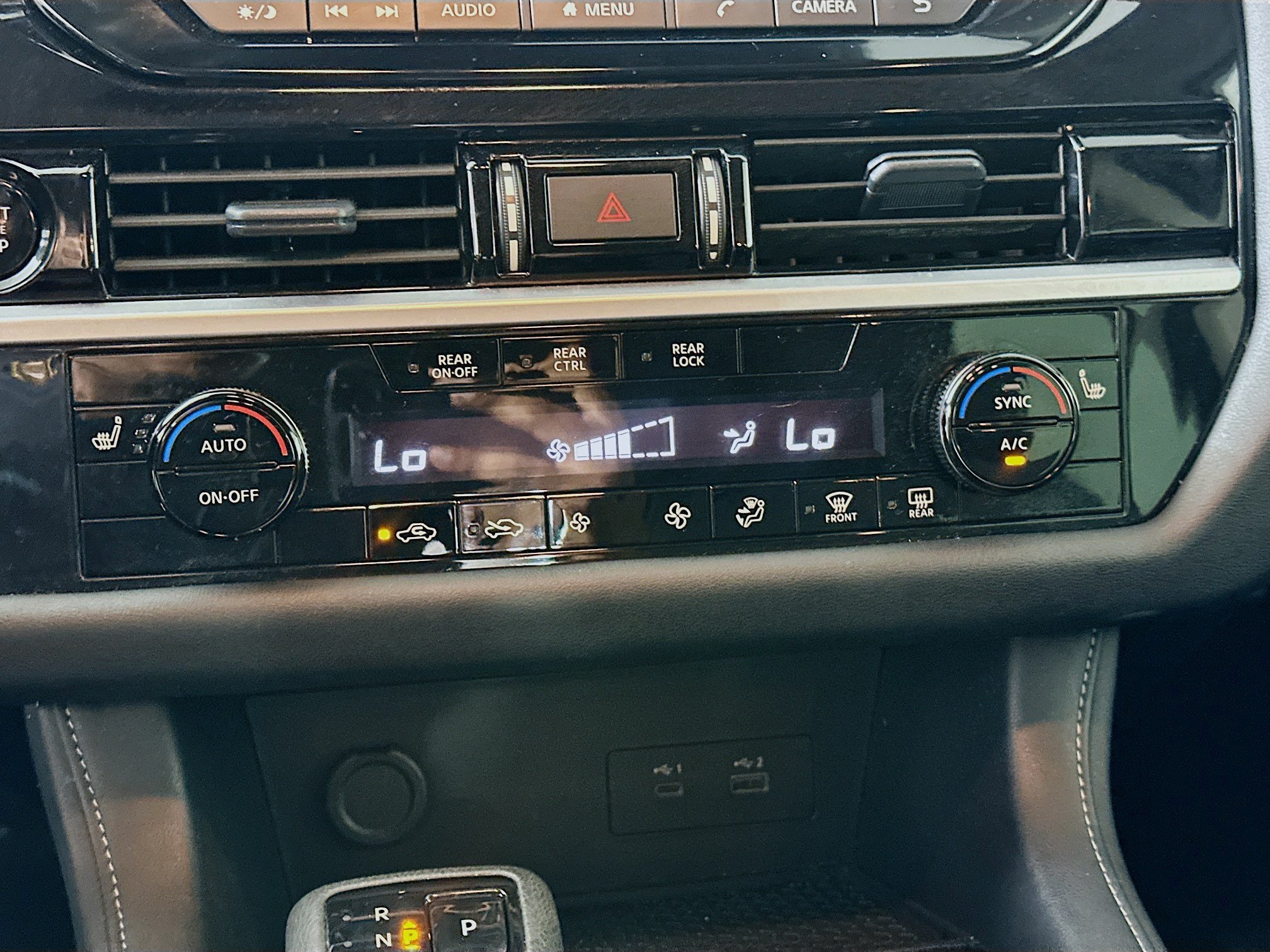 Used 2025 Nissan Pathfinder SV AWD/4WD image 22