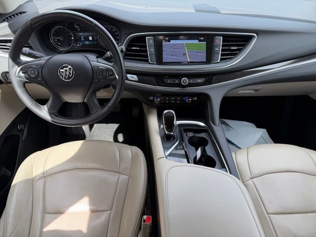 Used 2018 Buick Enclave Essence AWD/4WD image 15