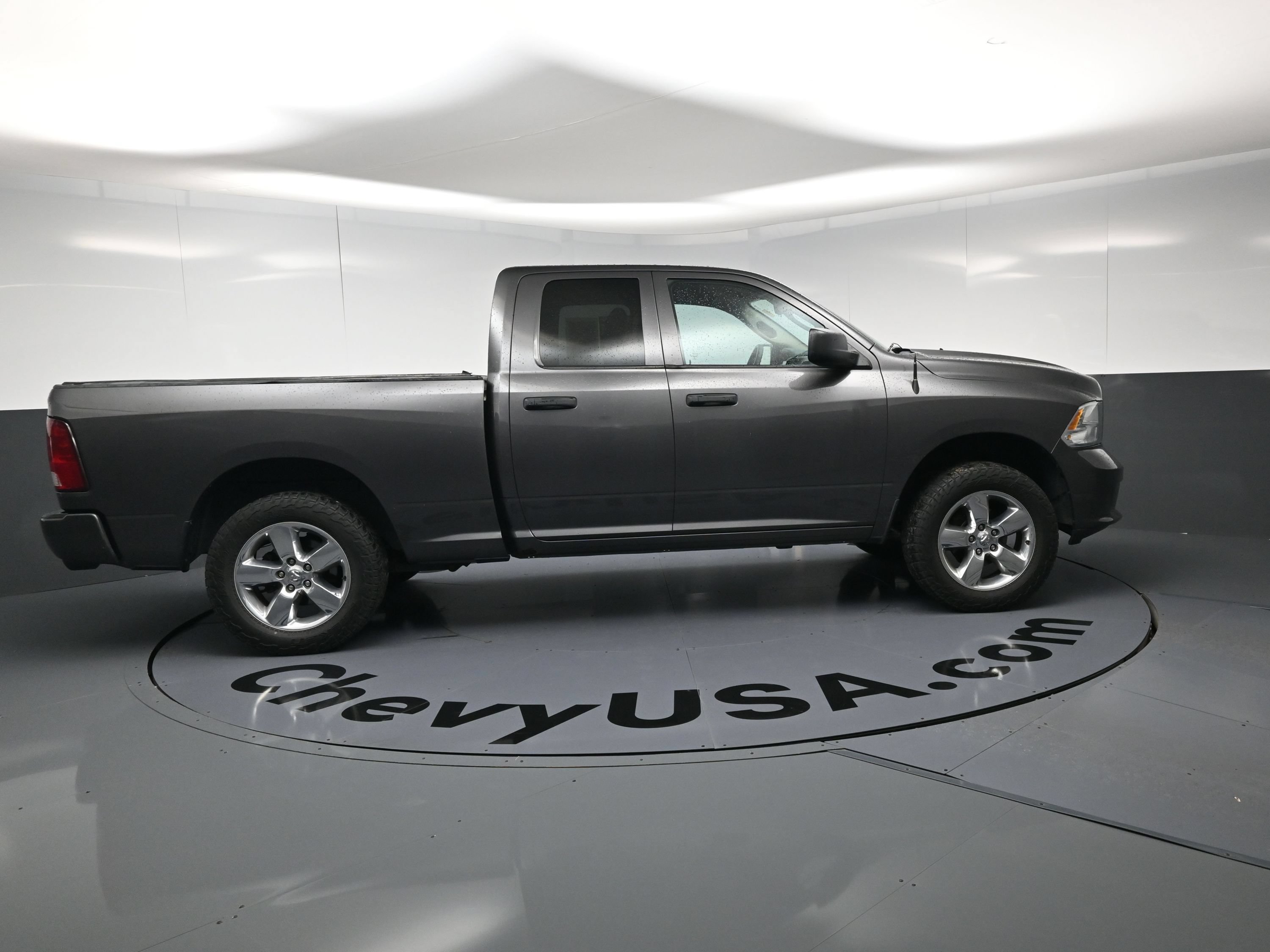 Used 2016 RAM 1500 Express AWD/4WD image 10