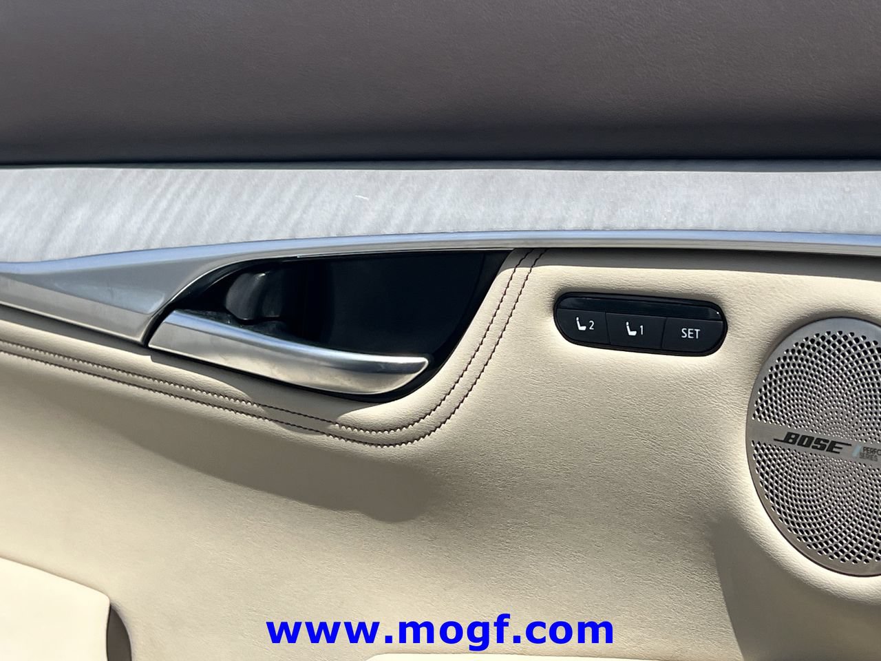 Used 2019 INFINITI QX50 Essential w/ Sensory Package AWD/4WD image 18