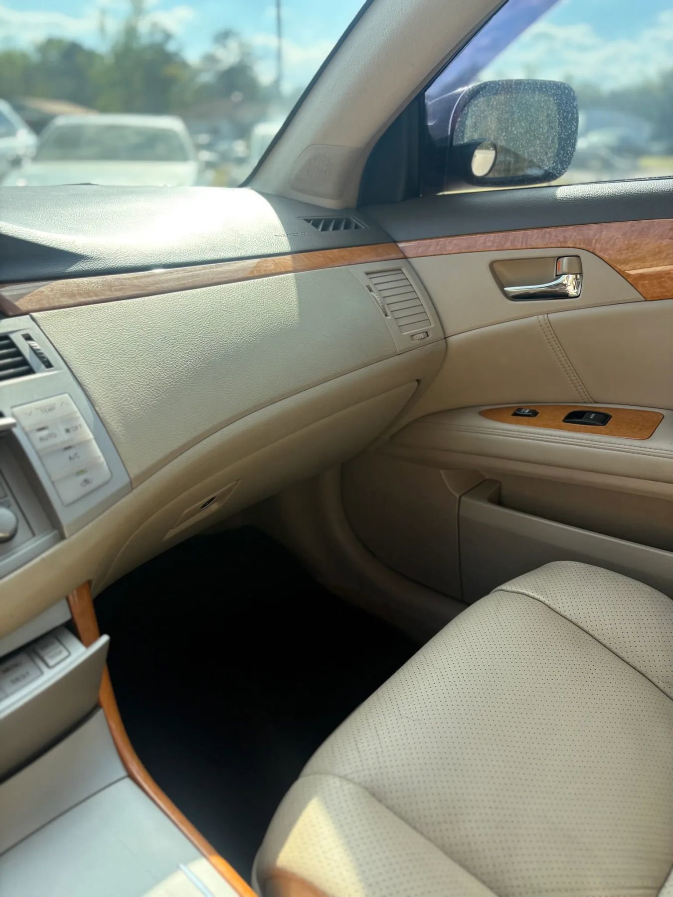 Used 2007 Toyota Avalon Limited FWD image 13