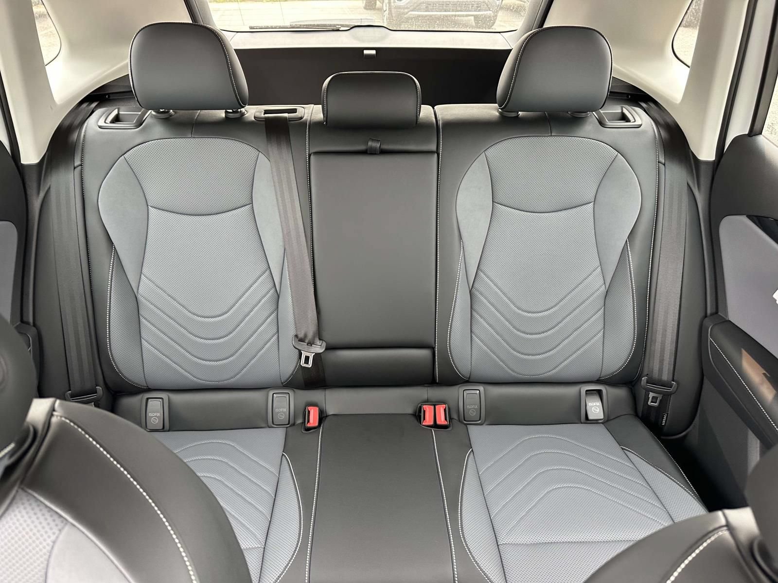New 2026 Volkswagen Tiguan SE AWD/4WD image 14