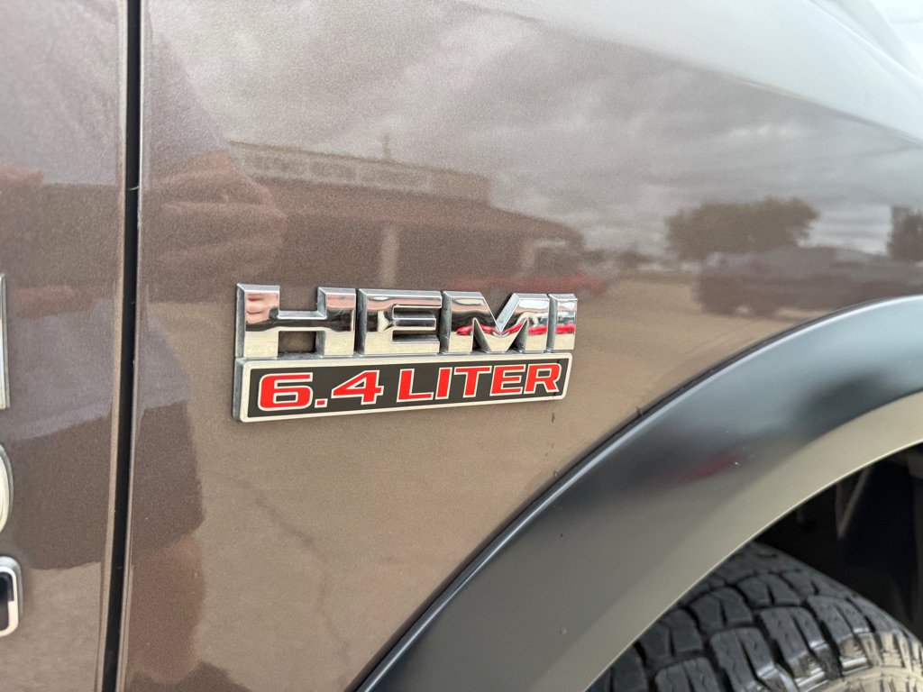 Used 2018 RAM 2500 Tradesman w/ Chrome Appearance Group AWD/4WD image 10